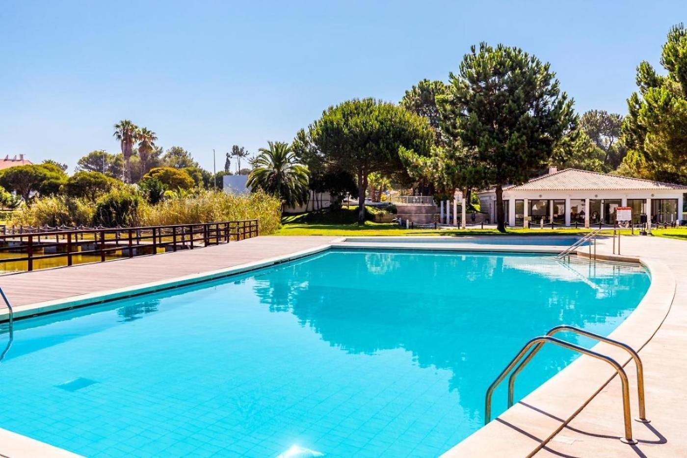 Private Lake Condo Apartment - Troia Dış mekan fotoğraf